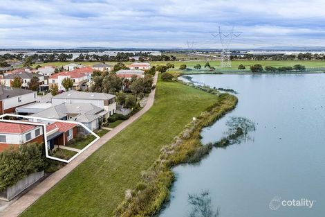 Property photo of 11 Portland Place Roxburgh Park VIC 3064