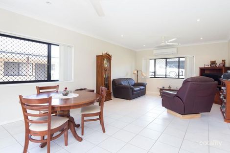 Property photo of 2 Cavalier Court Highvale QLD 4520