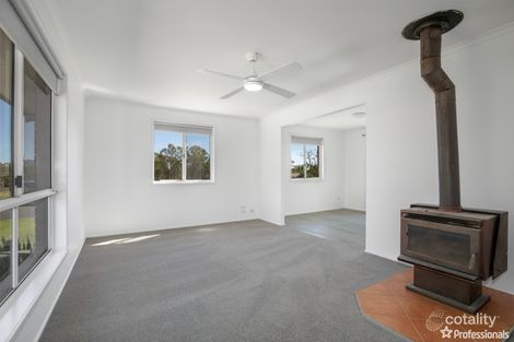 Property photo of 4 Dale Crescent Armidale NSW 2350