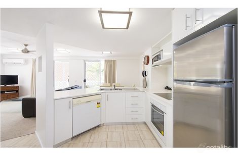 Property photo of 16/10-16 Alexandra Avenue Mermaid Beach QLD 4218