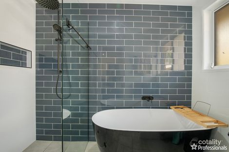 Property photo of 71 Macdonald Drive Armidale NSW 2350