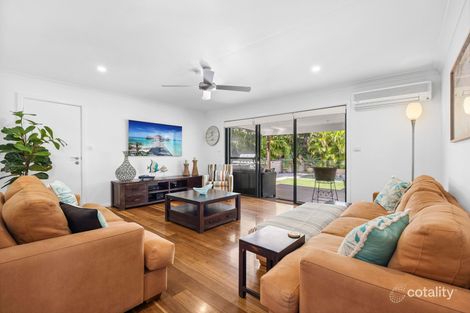 Property photo of 8 Alameda Way Warriewood NSW 2102