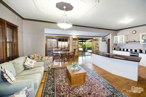Property photo of 12 Outlook Drive Camberwell VIC 3124