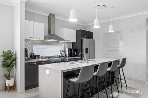 Property photo of 10 Bethany Cove Gledswood Hills NSW 2557