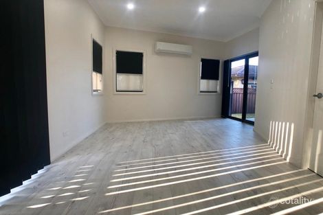 Property photo of 16 Mary Street Wetherill Park NSW 2164