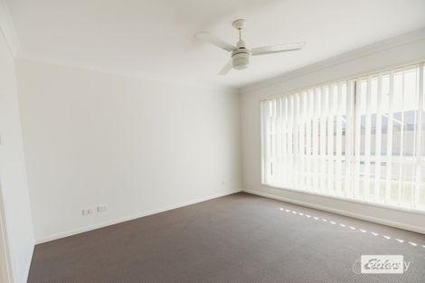 Property photo of 52 Corrimal Place Sandstone Point QLD 4511