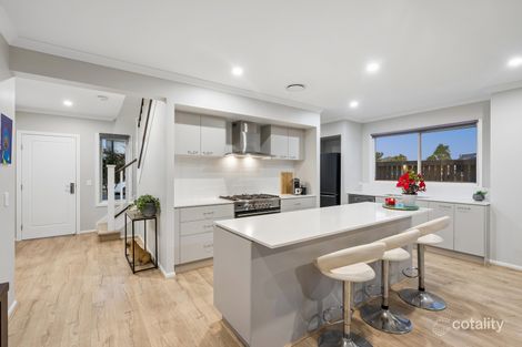 Property photo of 86 Emerald Drive Helensvale QLD 4212