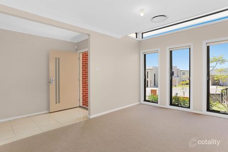 Property photo of 11 Elvira Place West Hoxton NSW 2171