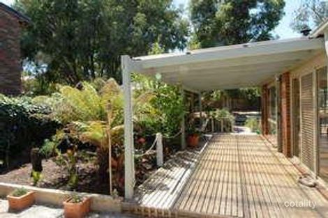 Property photo of 13 Dumossa Avenue Rosebud VIC 3939