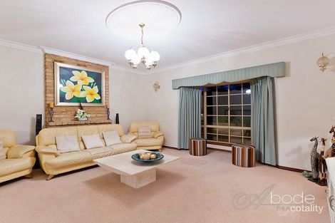 Property photo of 6 Oakland Heights Leeming WA 6149