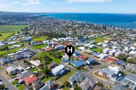 Property photo of 8 Encounter Terrace Encounter Bay SA 5211