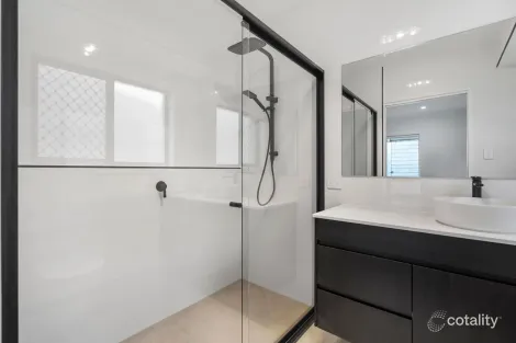 Property photo of 22 Sage Way White Rock QLD 4306