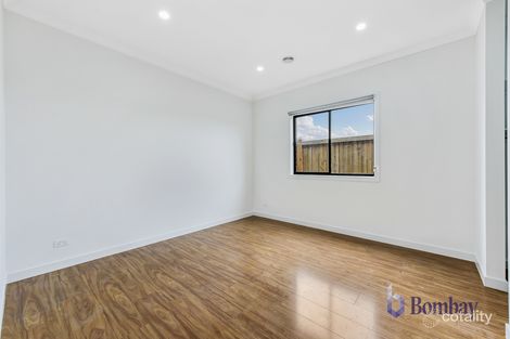 Property photo of 16 Botwood Street Mickleham VIC 3064