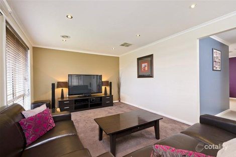 Property photo of 53 Deloraine Drive Hoppers Crossing VIC 3029