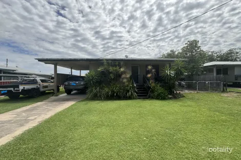 54 Davey St, Moura, QLD 4718
