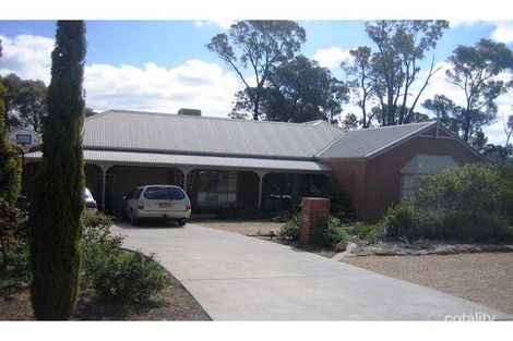 13 Erniold Rd, Strathdale, VIC 3550