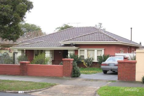 15 Adrian St, Glen Iris, VIC 3146