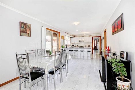 Property photo of 2A Currie Drive Delahey VIC 3037
