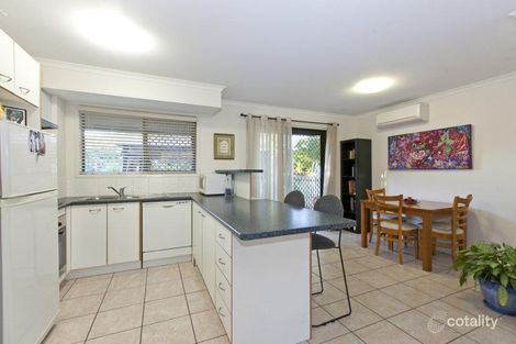 Property photo of 2/43 Berrima Street Wynnum QLD 4178