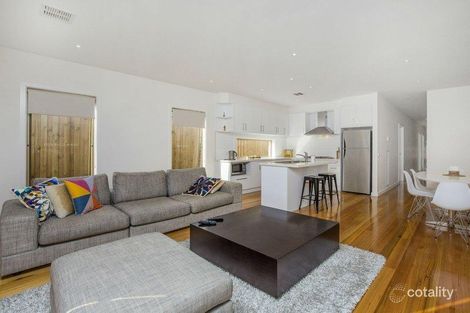 Property photo of 2/31 Wingara Avenue Keilor East VIC 3033