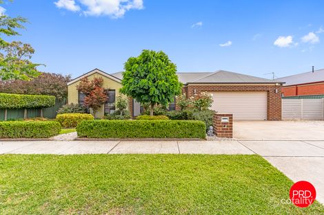 3 Hampshire Pl, Strathfieldsaye, VIC 3551