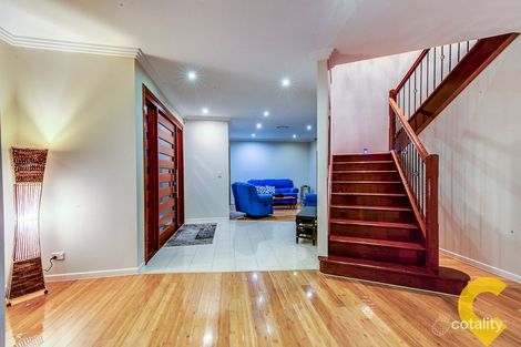 Property photo of 18 Hoop Pine Place Sunnybank Hills QLD 4109