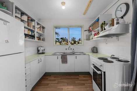 Property photo of 105 Mary Street Blackstone QLD 4304