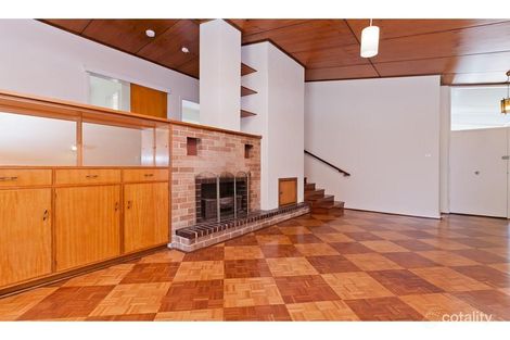 10 Cobb St, Scarborough, WA 6019