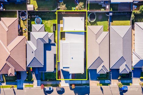 Property photo of 40 Hinton Loop Oran Park NSW 2570