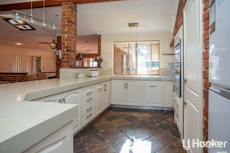 Property photo of 69 Inverness Circle Camillo WA 6111