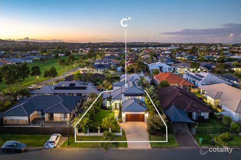 8 Ontario Ct, Oxenford, QLD 4210