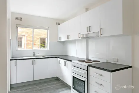 Property photo of 4/83 Pacific Parade Dee Why NSW 2099