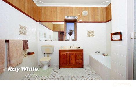 Property photo of 42 Central Road Beverly Hills NSW 2209