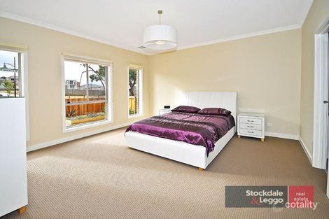 Property photo of 52 Manor House Drive Epping VIC 3076