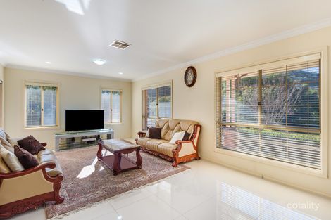 Property photo of 1 Oxley Place Point Clare NSW 2250