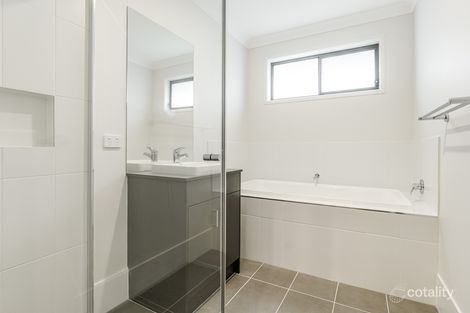 Property photo of 8 Peacock Street Yamba NSW 2464