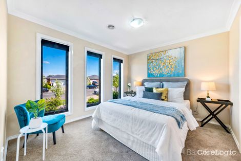 Property photo of 24 Toolern Waters Drive Weir Views VIC 3338
