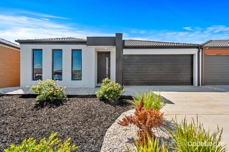 Property photo of 24 Toolern Waters Drive Weir Views VIC 3338
