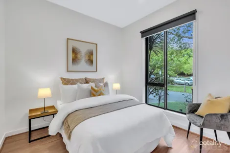 Property photo of 11 Evergreen Circuit Cheltenham VIC 3192