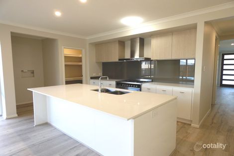 Property photo of 12 Lindeman Circuit Pimpama QLD 4209