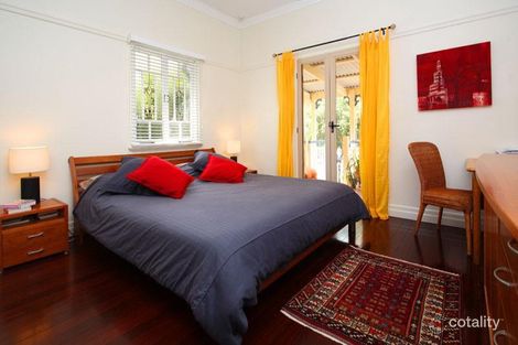 Property photo of 46 Pine Street Wynnum QLD 4178