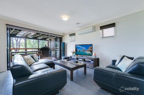 Property photo of 23 Sunbird Gardens Epping VIC 3076