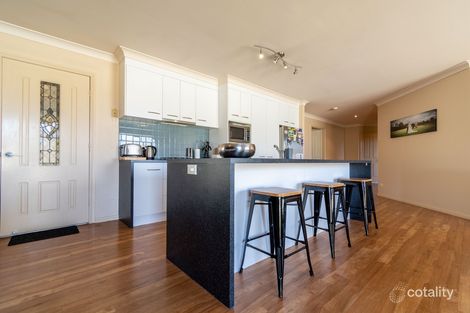 Property photo of 15 Tyrrell Grove Cessnock NSW 2325