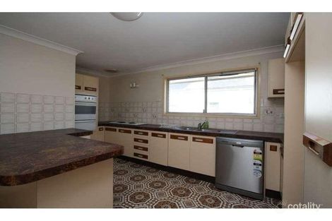 Property photo of 34 Longfellow Street Norman Park QLD 4170
