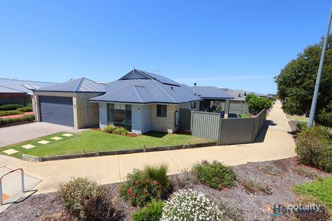 Property photo of 2 Hartz Way Wandi WA 6167