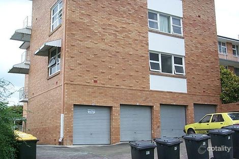 Property photo of 4/16 Dovercourt Road Toowong QLD 4066