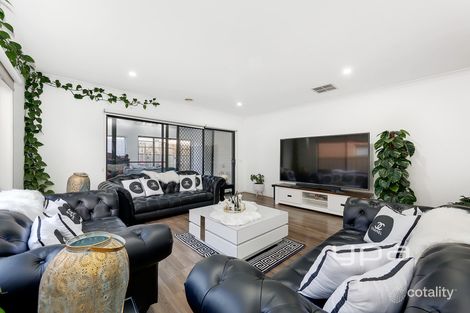 Property photo of 7 Muskwood Drive Mickleham VIC 3064