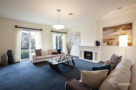 Property photo of 33 Wolseley Grove Brighton VIC 3186