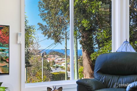 Property photo of 18 Balmer Crescent Woonona NSW 2517