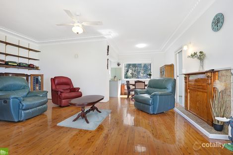 Property photo of 18 Balmer Crescent Woonona NSW 2517